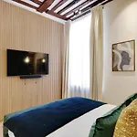 Thelander - Serviced In Saint-germain-des-pres